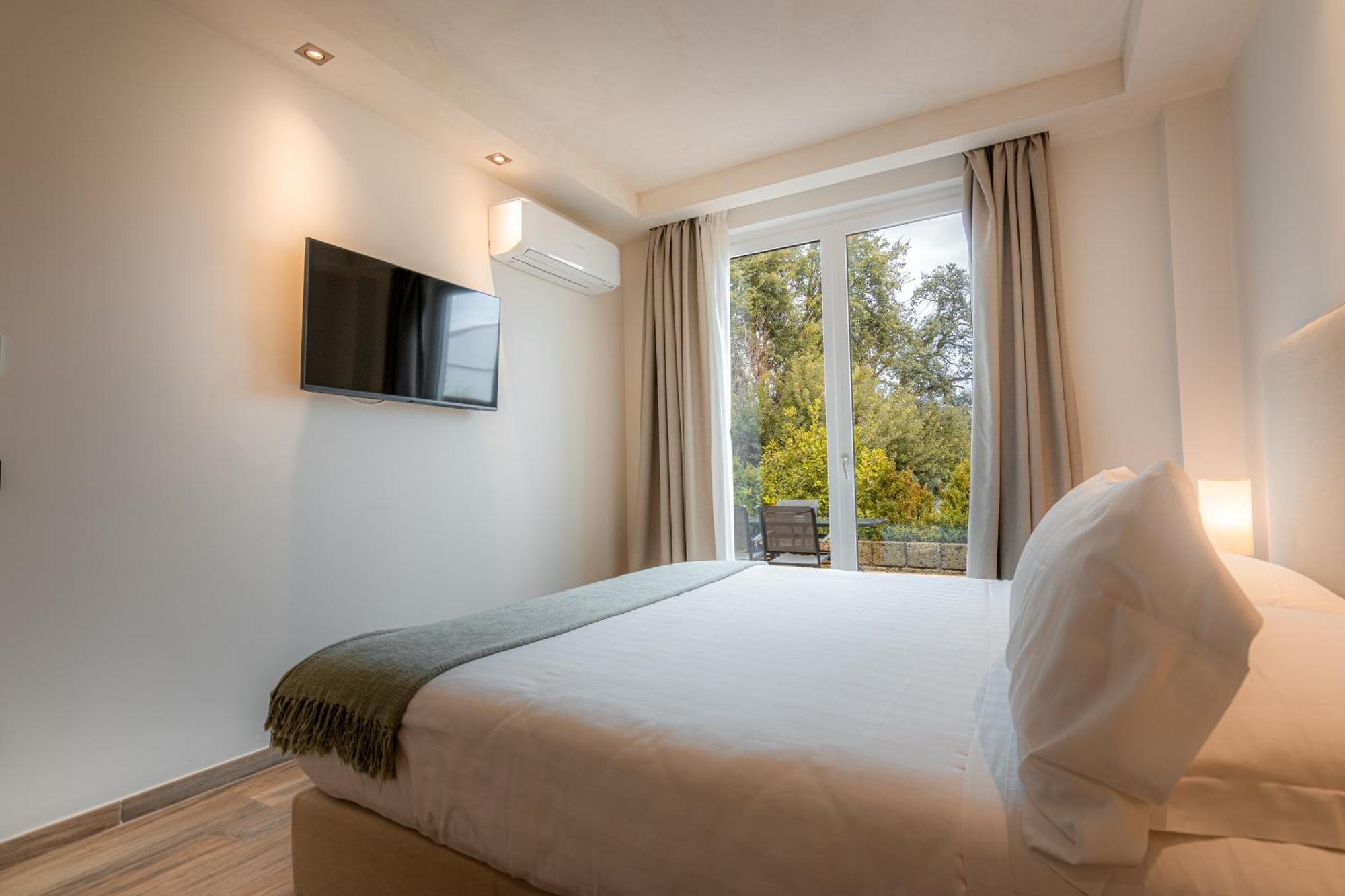 Casabianca Resort Фонди Номер фото